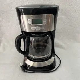Cm2020b Black Decker 12-cup Programmable Coffeemaker