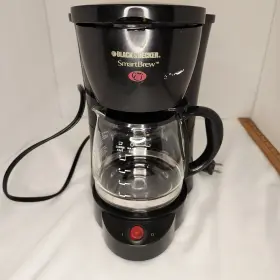 Dcm580b Black Decker Smart Brew Coffee Maker Brewer 5-6 Cups With Carafe Pre Owned