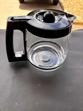 1439 Hamilton Beach Carafe With Black Handle And Lid