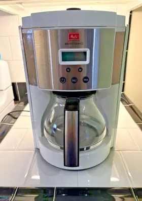 Mcm003 Melitta Aroma Enhance Drip Coffee Maker Glass Carafe 10-cup White Programmable