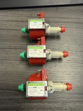 Nme3-24v Ulka Vibration Pump Nme Type 3 - 24v 50-60 Hz 16w Nsf Snowmasters Lot/3 New