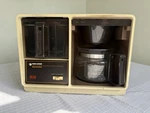 Vintage Black+decker Spacemaker 10-CUP Filter Coffee Machine With Glass Carafe. Fixed Price $52.50.
