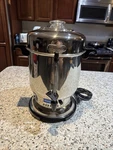 Delonghi Deluxe Stainless Steel Percolater Coffee Urn 50CUP Hot Dispenser DCU50T. Fixed Price $75.00.