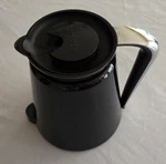 Keurig 2.0 Plastic Carafe 32OZ Double-walled With Easy-pour Handle Black Chrome. Fixed Price $9.99.