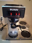 Bunn VP17-3 12-CUP Commercial Coffee Maker, Lower Warmers- Barely Used.. Fixed Price $168.00.