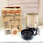 Vintage West Bend 58602 Party Perk Coffee Maker Dispenser 12-22 Cup Floral. Fixed Price $24.00.